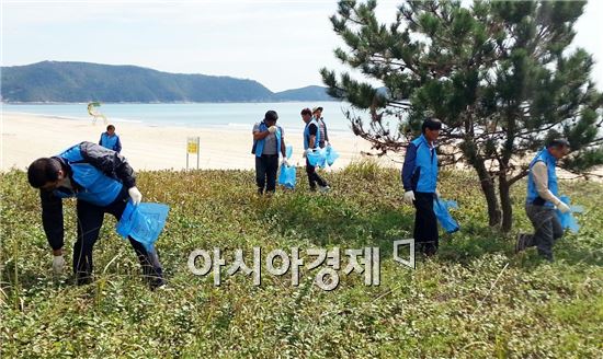 완도군 지역자율방재단 환경정화활동 추진