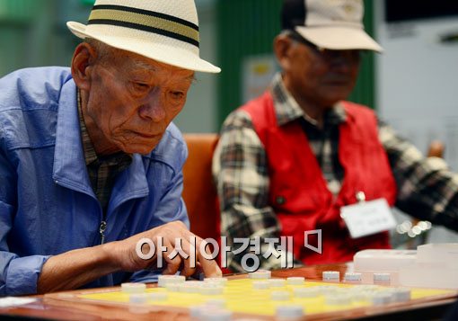 [포토]한 수 한 수 신중하게 