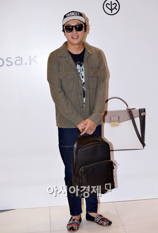 [포토]탁재훈 '심플한 패션'