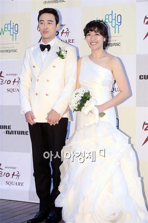 '새 신부' 김미려 "단언컨대 이민정보다 행복"