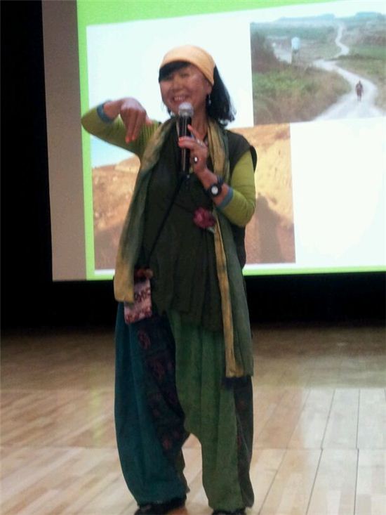 제주올레길 만든 서명숙씨의 산티아고 순례길 걸은 사연