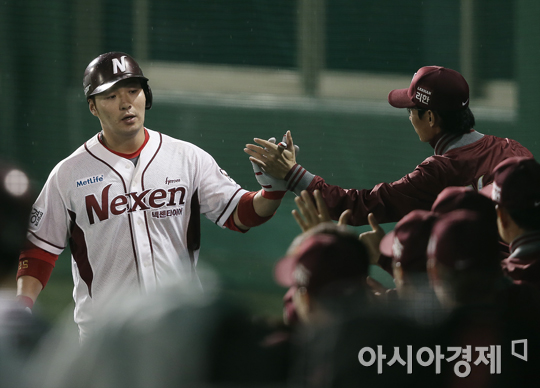 [포토] 솔로홈런 박병호 '넥센 중심타자의 힘!'