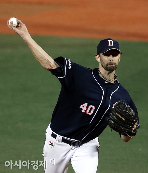 [포토] 역투하는 두산 니퍼트