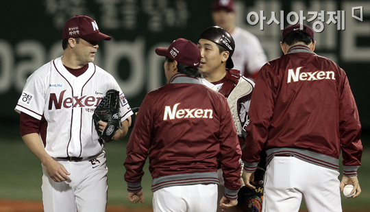 [포토] 나이트 '뒤를 부탁해'