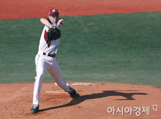 [포토] 밴 헤켄 '승리를 위해'