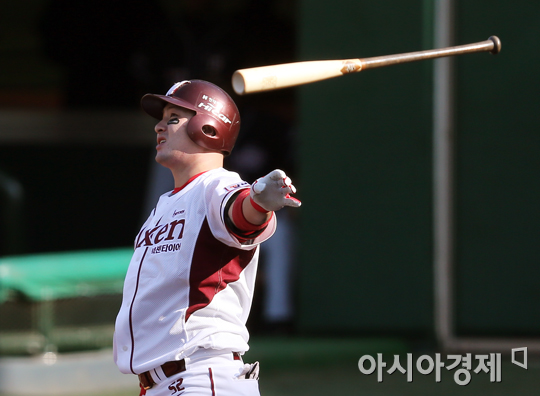 [포토] 박병호 '넘어가는 줄 알았는데'