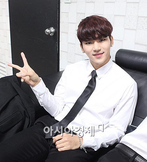 [포토]마이네임 인수, '말이 필요없는 조각외모'(스타24시)