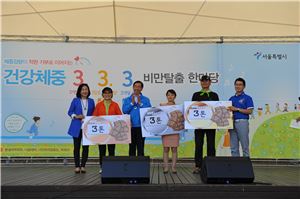 한국야쿠르트, 저소득층에 '사랑의 쌀' 9t 전달