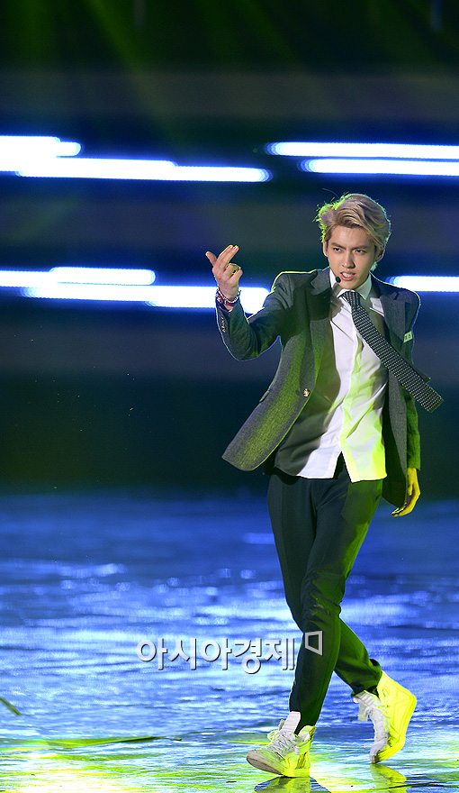 [포토]EXO 크리스, 컴 온 베이비~ - 아시아경제