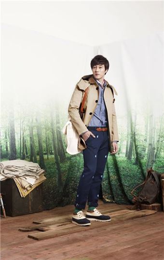 낭만, 깃을 세울 때 '트렌치코트의 외출'