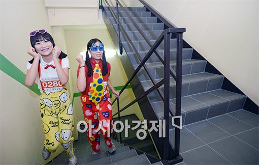 [포토]"잠자다가 나왔습니다"