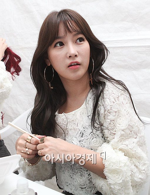 [포토]티아라 소연, 백옥처럼 뽀얀피부