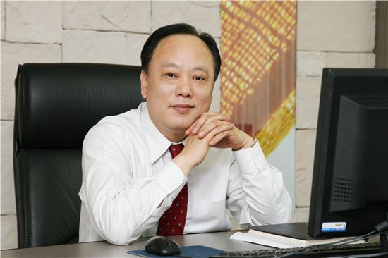 개성공단의 눈물 토니모리로 씻는다