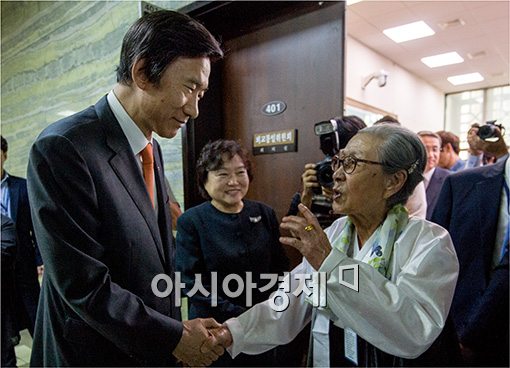 [포토]"박근혜 대통령이 위안부 문제 해결해야"