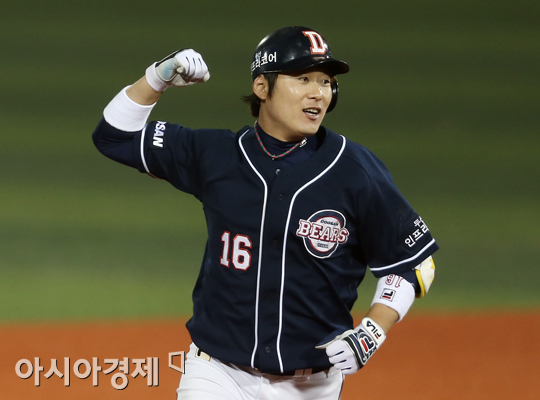 [포토] 선제 쓰리런 이원석 '리버스 스윕 가자!'