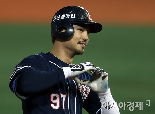 [포토] 오재원 '쐐기포 하♡트'