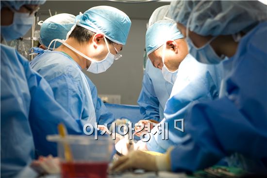 전남대병원, "1일 수술 100건" 돌파