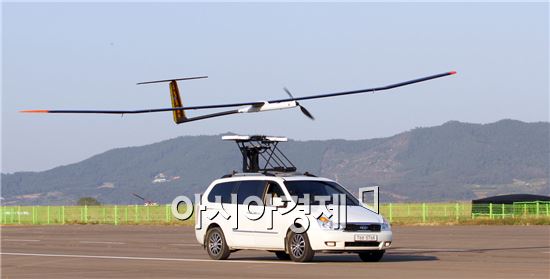 전기동력무인기, 25시간 40분 비행, 국내 최장시간 기록 수립