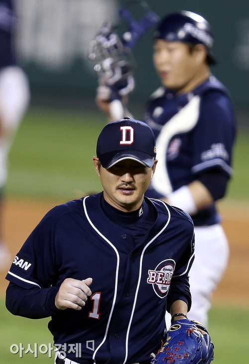 [포토] 조기강판 당하는 이재우