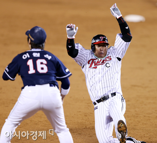 [포토] 이병규 '3루까지~'