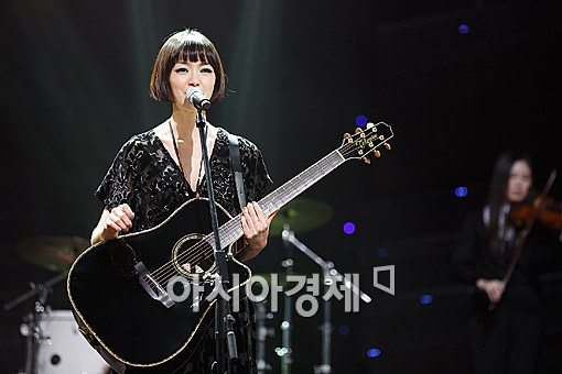 [포토]김윤아, 불변의 미모