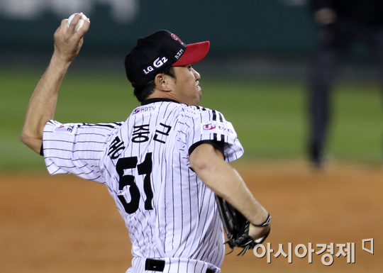 [포토] 봉중근의 역투 '끝낸다'