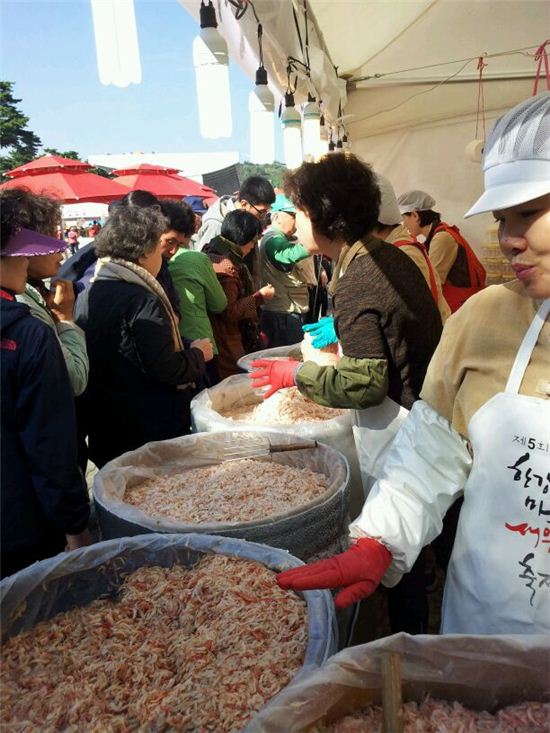 마포나루 새우젓축제서 김장용 새우젓 장만하세요