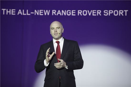 랜드로버 코리아 "가솔린·하이브리드 SUV 등 라인업 확대"