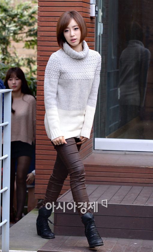 [포토]팬사인회 참석하는 티아라 은정