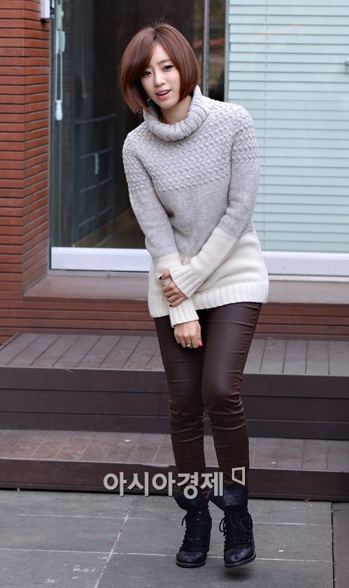 [포토]은정, 많은 팬들에게 미소로 화답~