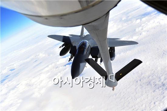 공군이 도입하는 공중급유기는