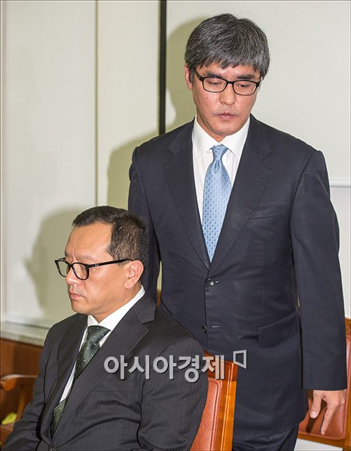 [포토]국감에 출석한 전재국·김선용