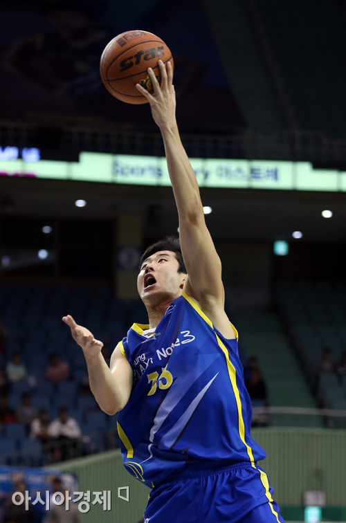 [포토] 임동섭 '들어가라~'