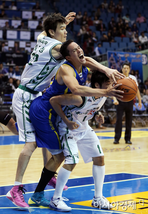 [포토] 이동준 '햄버거 패티가 된 기분이야'