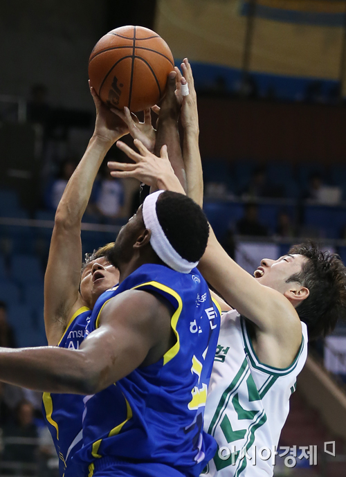 [포토] 공의 주인은?