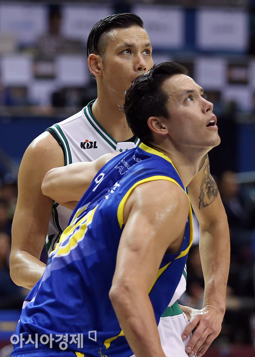 [포토] 이승준-이동준 '형제 대결'