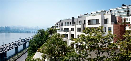 한남동 고급주택 ‘수난시대’