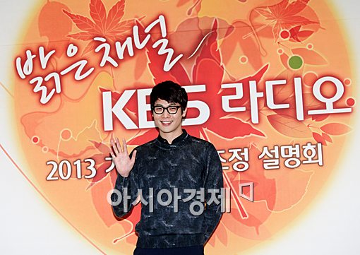 [포토]최다니엘, "'팝스팝스'로 인사드려요"