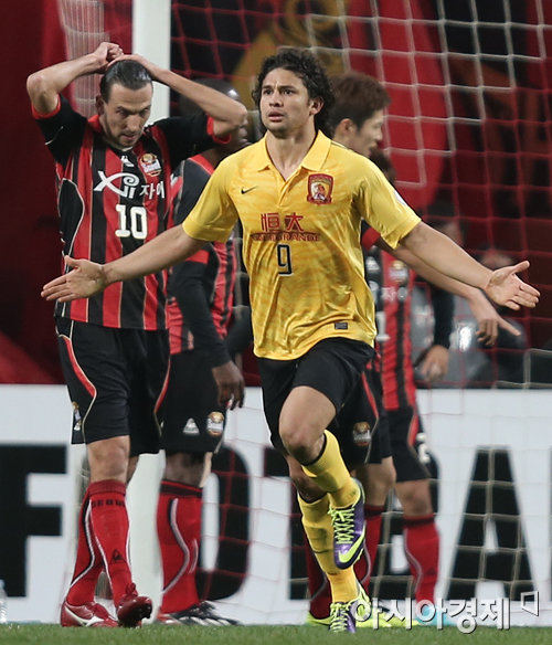 [포토] 엘케슨 동점골 기쁨