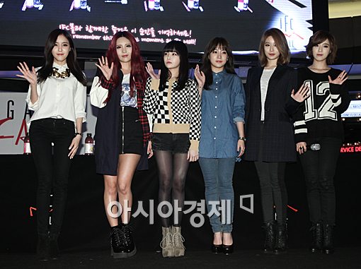 [포토]티아라, '팬사인회 왔어요'