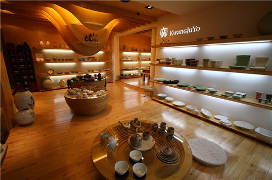 광주요, 가회·한남 직영점서 가을 기획전