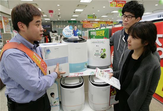 '에어워셔' 수요 급증에 신제품 출시 봇물 