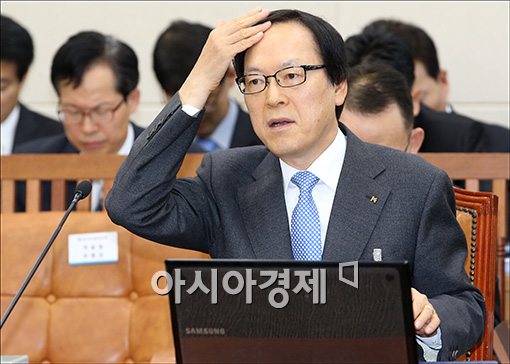 [포토]'국정감사, 진땀나네'