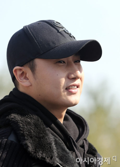 [포토] 팬들에게 작별인사 전하는 허영생