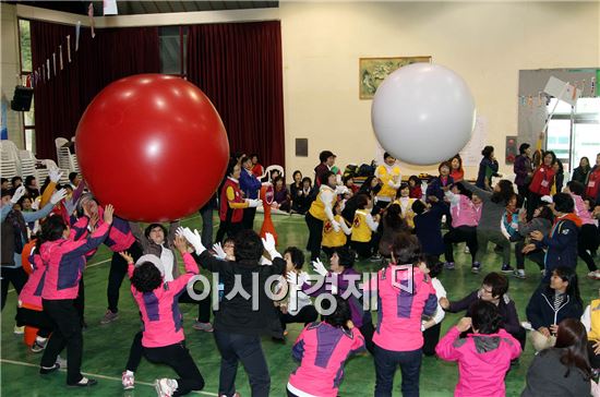 [포토]광주북구, 여성화합 한마당 개최 