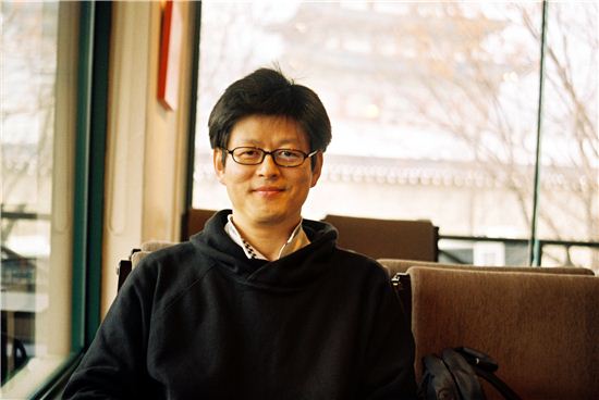 [티타임]한국 농구史 다룬 '아메리칸 바스켓볼'의 저자 허진석