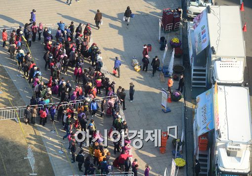 [포토]아침 7시부터 기다렸어요 