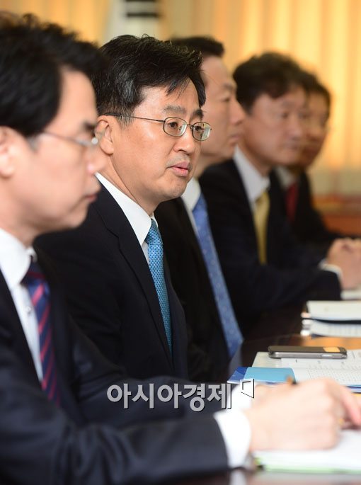 [포토]법안 처리 위해 장·차관 적극적으로 국회에 설명 부탁 
