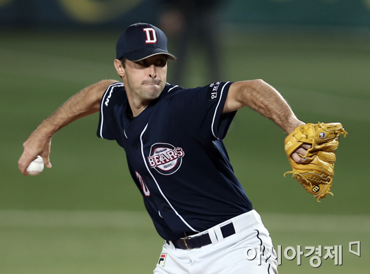 [포토] 역투하는 두산 핸킨스
