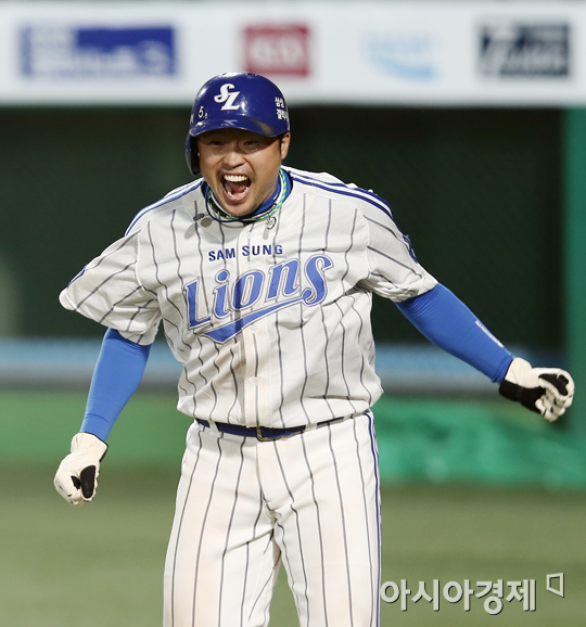 [포토] 환호하는 박한이 '나도 들어왔어~'